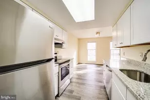 7476 Adams Park Ct, Annandale, VA 22003 - Photo 27