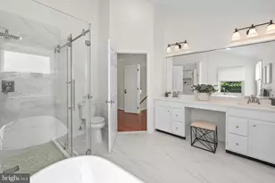 12741 Oak Farms Dr, Herndon, VA 20171 - Photo 27