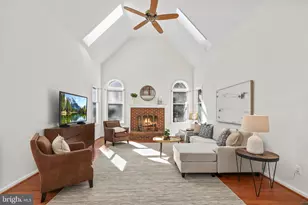 12741 Oak Farms Dr, Herndon, VA 20171 - Photo 11