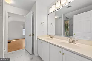 12741 Oak Farms Dr, Herndon, VA 20171 - Photo 33