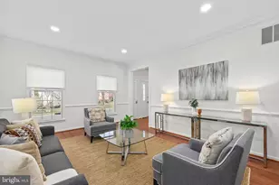 12741 Oak Farms Dr, Herndon, VA 20171 - Photo 7