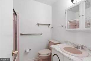 2122 Statute Ln, Vienna, VA 22181 - Photo 33