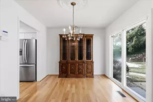 2122 Statute Ln, Vienna, VA 22181 - Photo 9