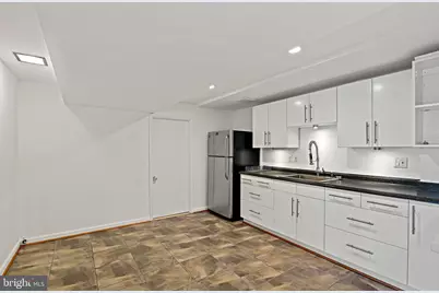 6713 Old Chesterbrook Road, McLean, VA 22101 - Photo 11