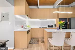 7747 Donnybrook Ct, Annandale, VA 22003 - Photo 3