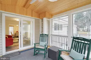 8813 Telegraph Crossing Ct, Lorton, VA 22079 - Photo 25