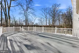 12011 Meadowville Ct, Herndon, VA 20170 - Photo 5