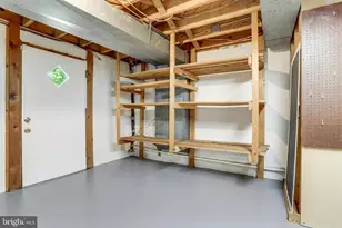 8802 Parliament Dr, Springfield, VA 22151 - Photo 47