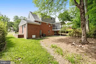 8802 Parliament Dr, Springfield, VA 22151 - Photo 43