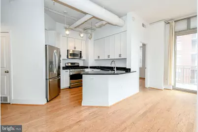 4490 Market Commons Drive #302, Fairfax, VA 22033 - Photo 7