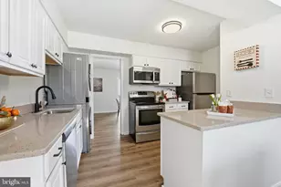 14444 Cool Oak Ln, Centreville, VA 20121 - Photo 7