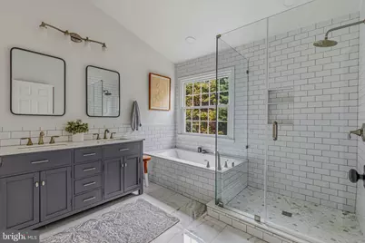 9412 Regency Crest Drive, Vienna, VA 22181 - Photo 19