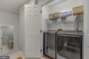 9412 Regency Crest Dr, Vienna, VA 22181 - Photo 29