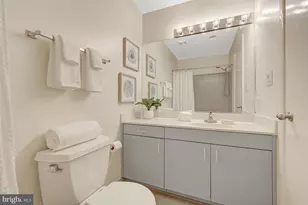 1926 Lakeport Way, Reston, VA 20191 - Photo 33