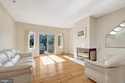 1926 Lakeport Way, Reston, VA 20191 - Photo 7