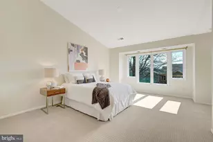 1926 Lakeport Way, Reston, VA 20191 - Photo 25