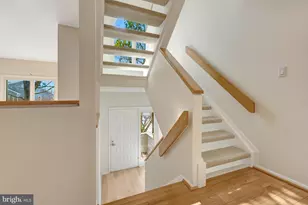 1926 Lakeport Way, Reston, VA 20191 - Photo 5