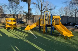 8004 Chanute Pl, Falls Church, VA 22042 - Photo 5