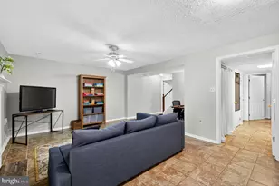 3912 Kernstown Ct, Fairfax, VA 22033 - Photo 33