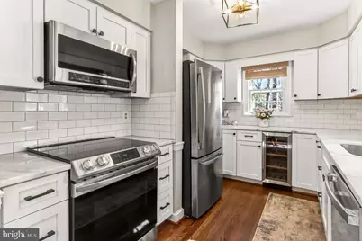 7994 Hidden Bridge Drive, Springfield, VA 22153 - Photo 17