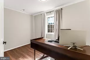 7994 Hidden Bridge Dr, Springfield, VA 22153 - Photo 33