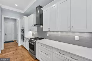 3105 Olin Dr, Falls Church, VA 22044 - Photo 31