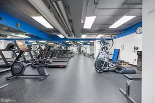 2300 Pimmit Dr, Falls Church, VA 22043 - Photo 27