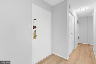 2300 Pimmit Dr, Falls Church, VA 22043 - Photo 21