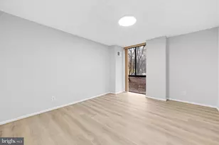 2300 Pimmit Dr, Falls Church, VA 22043 - Photo 19