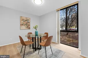 2300 Pimmit Dr, Falls Church, VA 22043 - Photo 15