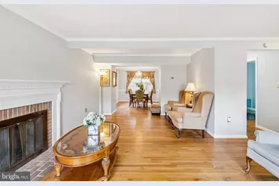 7029 Bradwood Court, Springfield, VA 22151 - Photo 5