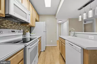 12165 Penderview Terrace #1038, Fairfax, VA 22033 - Photo 9