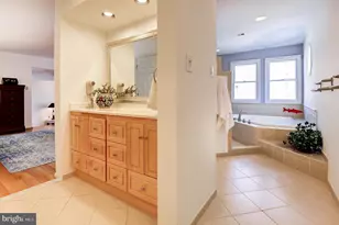 11006 Raccoon Ridge Ct, Reston, VA 20191 - Photo 35