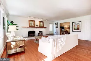 11006 Raccoon Ridge Ct, Reston, VA 20191 - Photo 25