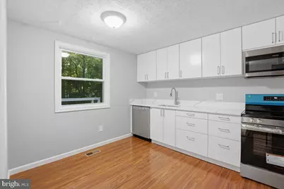 12303 Tigers Eye Court, Reston, VA 20191 - Photo 11