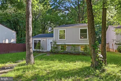 12303 Tigers Eye Court, Reston, VA 20191 - Photo 3