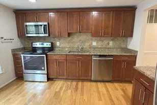 5718 Wood Mouse Ct, Burke, VA 22015 - Photo 5