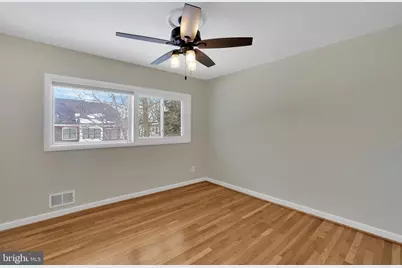 6718 Old Chesterbrook Road, McLean, VA 22101 - Photo 7