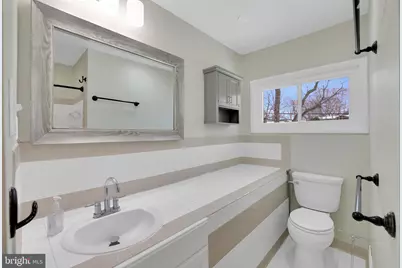 6718 Old Chesterbrook Road, McLean, VA 22101 - Photo 11