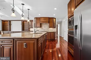 2126 Docket Ln, Vienna, VA 22181 - Photo 13