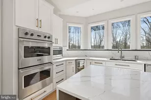 310 Springvale Rd, Great Falls, VA 22066 - Photo 13