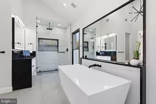 310 Springvale Rd, Great Falls, VA 22066 - Photo 21