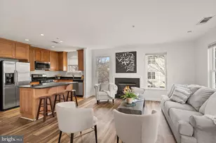 12857 Fair Briar Ln, Fairfax, VA 22033 - Photo 19