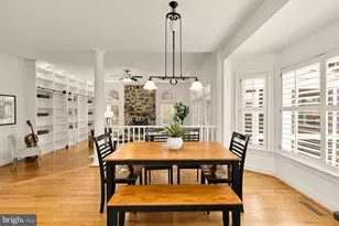 10009 Thompson Ridge Ct, Great Falls, VA 22066 - Photo 19