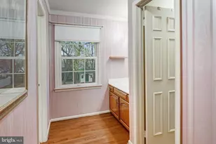 6211 Guilford Dr, Alexandria, VA 22310 - Photo 29