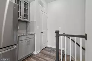 2376 Stella Pl, Alexandria, VA 22303 - Photo 9