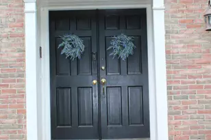 6367 Lynwood Hill Rd, McLean, VA 22101 - Photo 3