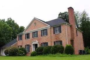 6367 Lynwood Hill Rd, McLean, VA 22101 - Photo 1