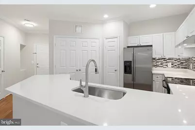 3003 Nicosh Circle #3109, Falls Church, VA 22042 - Photo 5