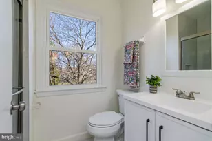 412 Magnolia Ct, Herndon, VA 20170 - Photo 25